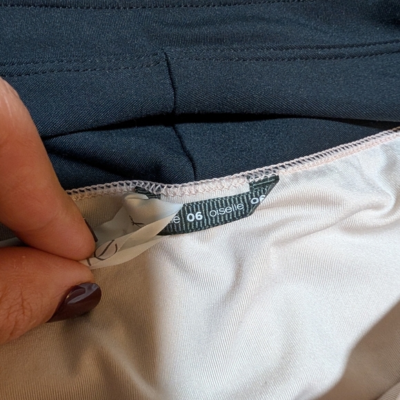 OISELLE RUNNING, INC ROGA 4' SHORT - Picture 6 of 8